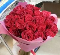 Купить красивый букет из роз в Санкт-Петербурге дешево.